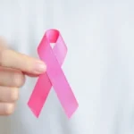 Rak dojke nije prepreka: Obolela žena uspela da uradi nešto što mnogi zdravi ne bi mogli - naklon do poda!
