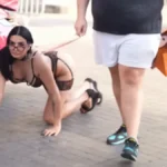 Šetala gola na povocu, pa napravila haos na granici sa Hrvatskom! Bivša teniserka u šokantnom izdanju