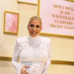 Sitno broji do porođaja: Voditeljka objavila fotku sa stomakom do zuba!