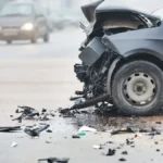 Stravična nesreća kod Batajnice: Smrskana vozila - učesnici teško povređeni!