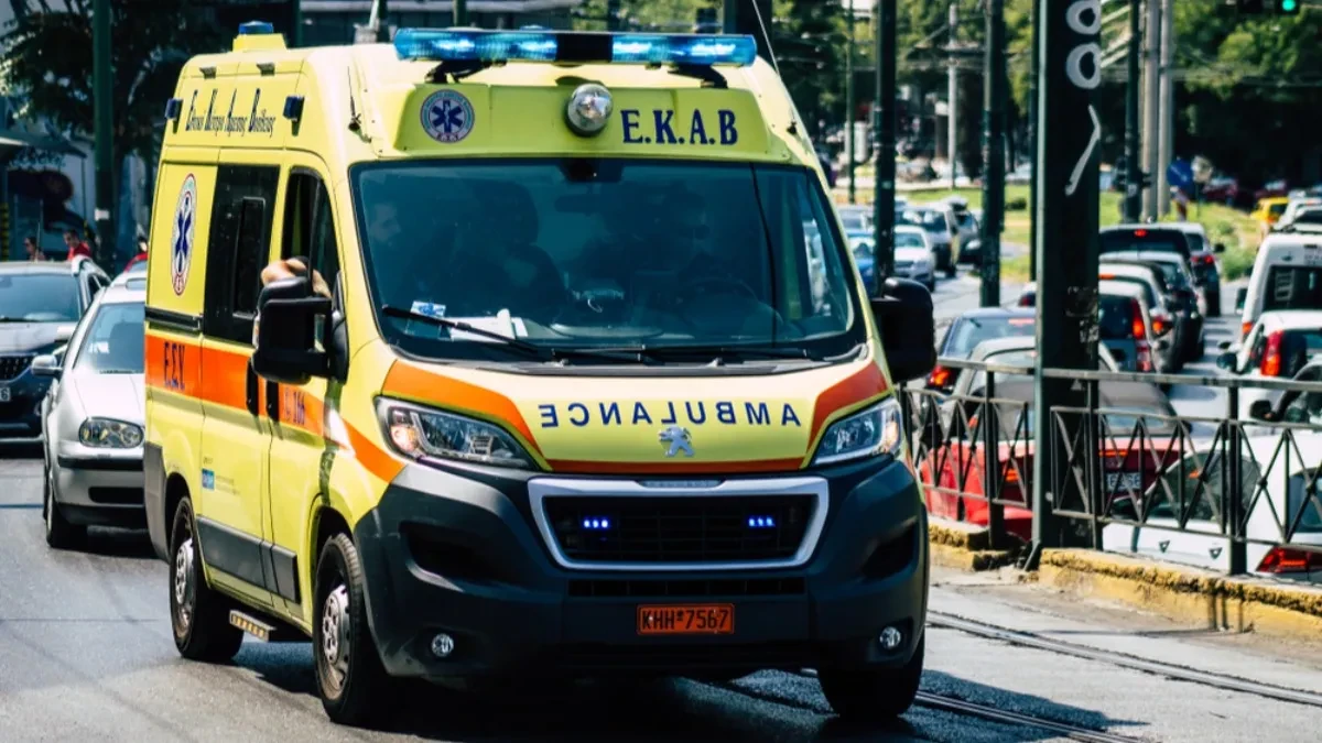Tinejdžerke (17) skočile sa šestog sprata: Jedna poginula na licu mesta, druga kritično, ovo su detalji užasa