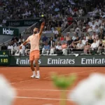 Đoković - Roaje: Novak u borbi za treće kolo Rolan Garosa