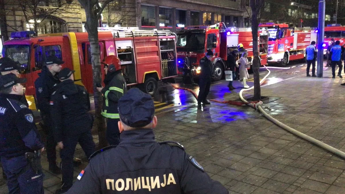 Zapaljen lokal u centru Beograda!  Vlasnik je je ruski državljani, a u njemu se okupljaju njegovi  sunarodnici