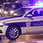 Žestok udes na Novom Beogradu: Automobili smrskani, vozač prošao kroz crveno svetlo?! 