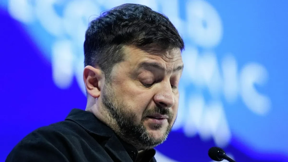 „Počinje kraj Zelenskog!“ Bivši premijer tvrdi da se režim raspada iznutra