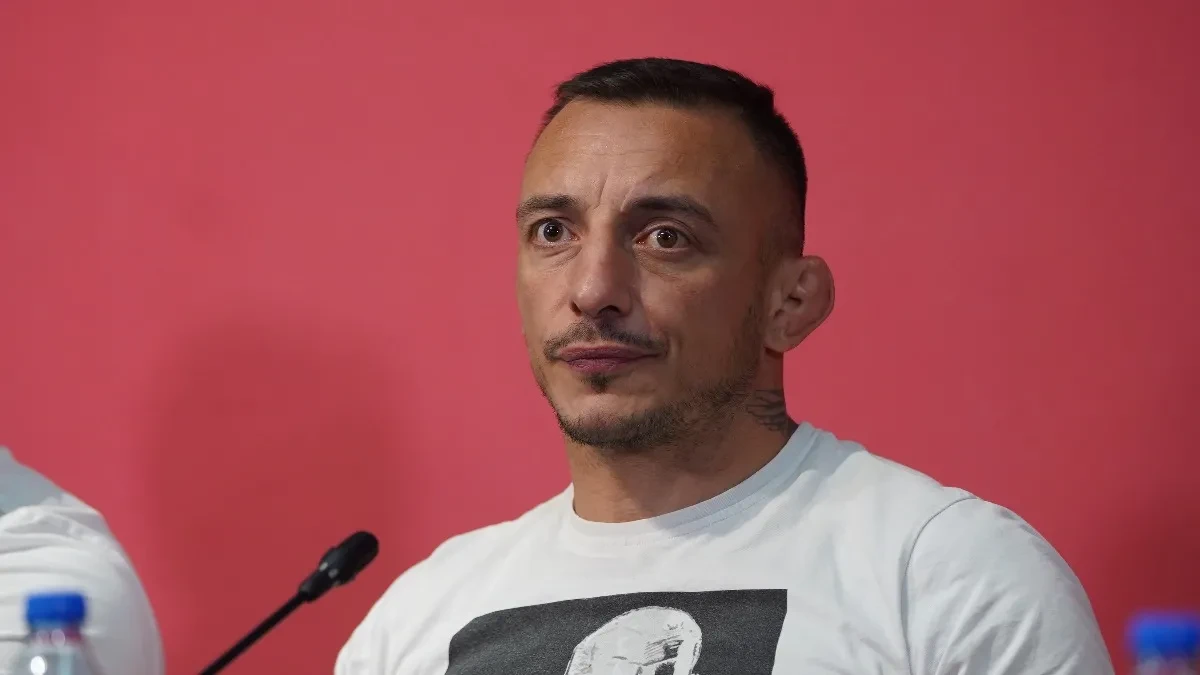 Brutalni Dušan (Silni) Džakić: Srušio protivnika dva puta na pod za minut