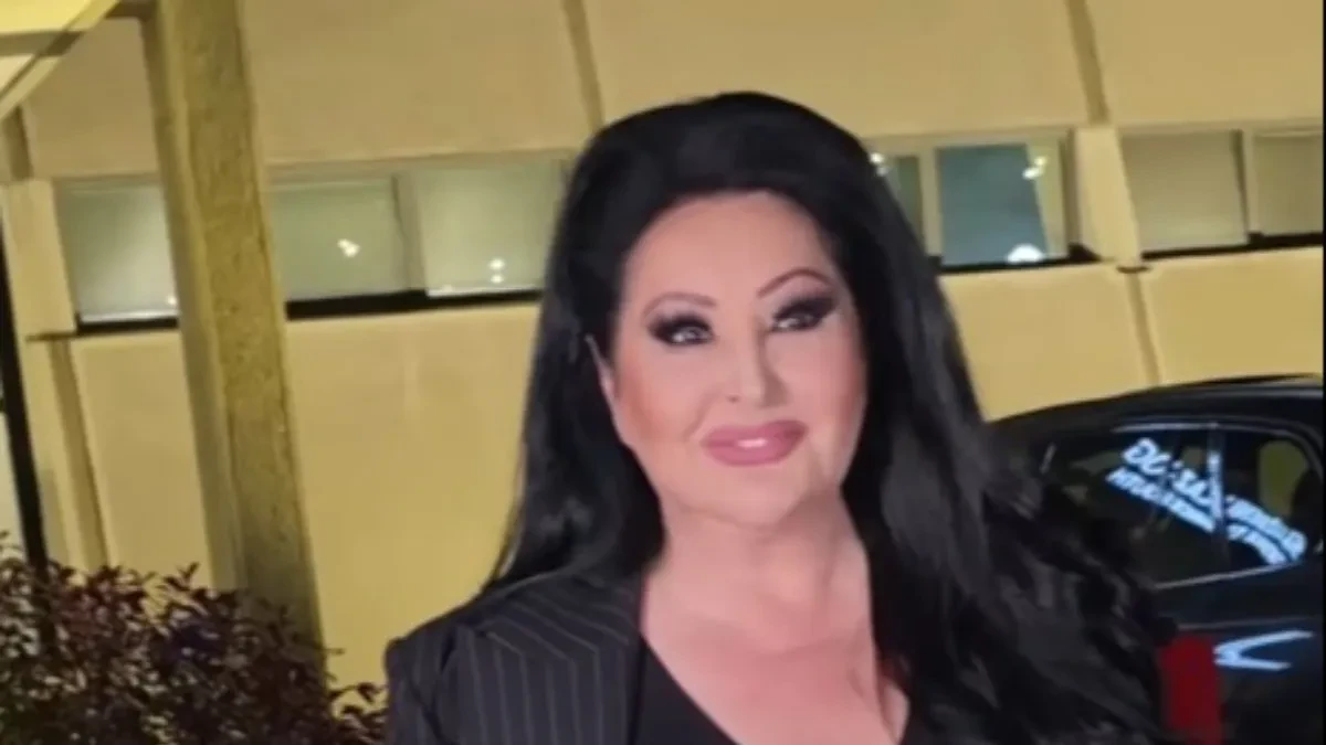 Dragana Mirković pokazala zavidnu figuru u šestoj deceniji! Ovo je jedina fotografija pevačice u kupaćem kostimu