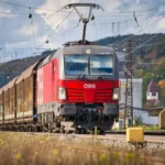 Horor nesreća u Austriji: Voz se zakucao u automobil, Srbin i njegova supruga poginuli, ćerkica (2) čudom preživela