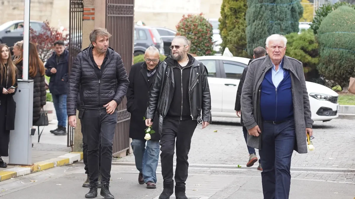 Imao 156 kilograma, pa smršao 45! Neverovatna transformacija našeg poznatog muzičara! (FOTO)