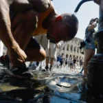 Kad u Srbiji udari 40 stepeni, ubacite ovo u čašu vode: Organizam će vam biti zahvalan odmah