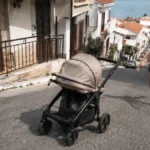 Majka iz Srbije u suzama: „Sam Bog ju je poslao!“ Evo ko je devojka koja je spasila bebu u Grčkoj