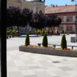 "Napolju kao da ima 50 stepeni" Toplotni talas prži Čačak, građani jedva da izlaze