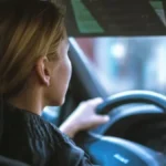 Ne ignorišite: Vozači vezuju belu krpu za prozor automobila iz jednog važnog razloga - žele nešto da vam poruče