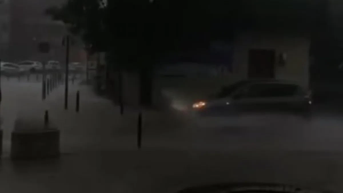Nezapamćeni potop paralisao srpski grad! Popaljeni alarmi (VIDEO)