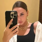 Ovo niko nije očekivao: Emina Jahović se razgolitila, pokazala hot telo u šestoj deceniji života! (FOTO)