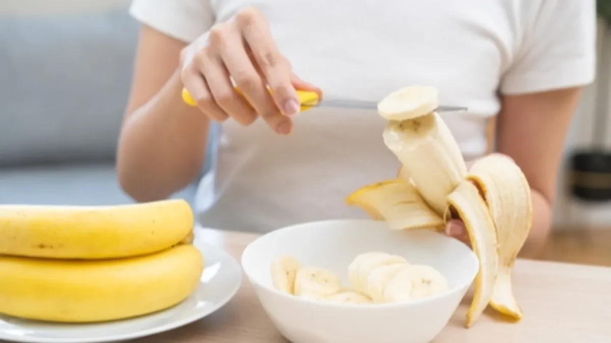 Ovo se dešava vašoj jetri kada jedete banane svaki dan: Evo šta vam niko ne govori o ovom voću
