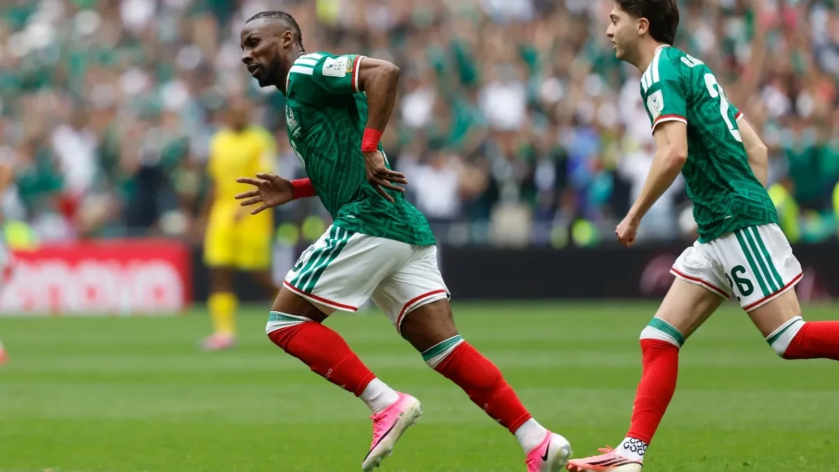 Pogledajte prvi gol na Mundijalu: Ovako je Kinjones zatresao mrežu za neviđeni delirijum na stadionu