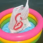 Pola Srba u Grčkoj u more ulazi sa kesom! Svi pričaju o triku sa plaže, zovu ga balkanski metod
