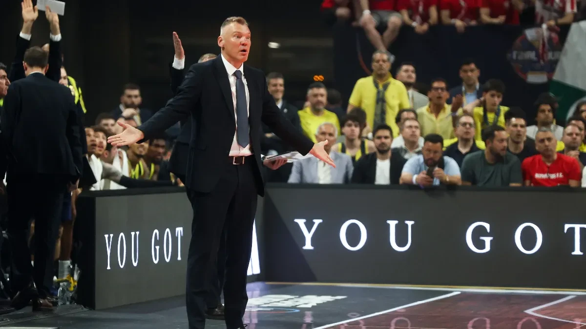Potpuna rekonstrukcija: Još četvorica napustila Fenerbahče