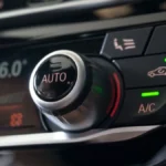 Pritisnite ovo dugme u automobilu i klima će hladiti efikasnije: Mnogi vozači ovo ne znaju
