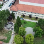 Seksualno zlostavljali vršnjaka i snimali telefonom, sve to posmatralo još šestoro dece
