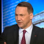 Sikorski tvrdi da Rusija sprema udar na NATO ali nije rekao ključnu stvar