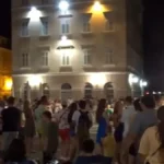 Slovenci napravili haos u Istri, morali da ih vežu: Tukli goste, pretili smrću i napali policajce