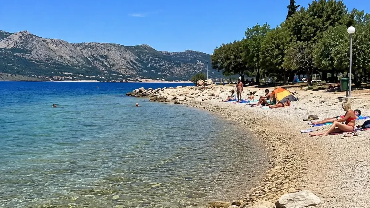 Srbin (29) snimao golu decu na plaži: Manijak uhapšen u Istri!