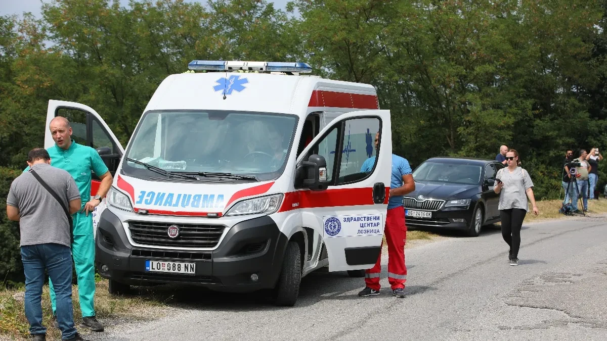 Teška nesreća na mostu Beška: Više osoba povređeno!