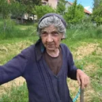 Ustaje u 5 ujutru i sa 87 ne ispušta motiku iz ruke: Baka Matija ima jasnu poruku za mlade, „Noćne lokale bih zatvorila u ponoć“