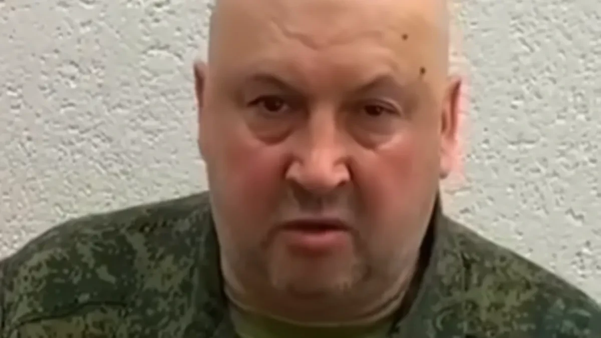 Vraća se