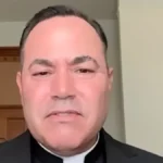 Biznismen postao sveštenik: Otkrio zašto se odrekao miliona zarad religije, ovo nije mogao da podnese