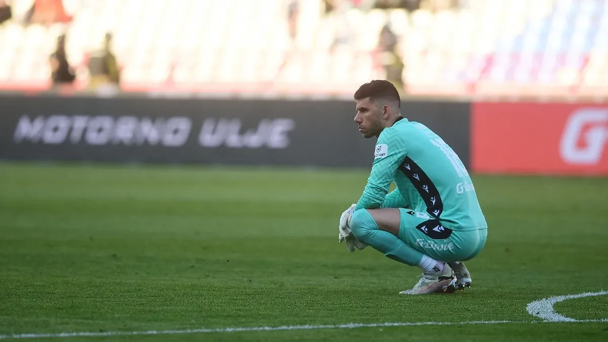 Crvena zvezda ostaje bez golmana?