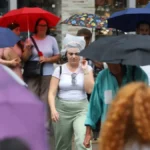 Gotovo je sa lepim vremenom! Hladan front stiže već ujutru, a evo u kojim delovima zemlje kreće potop!