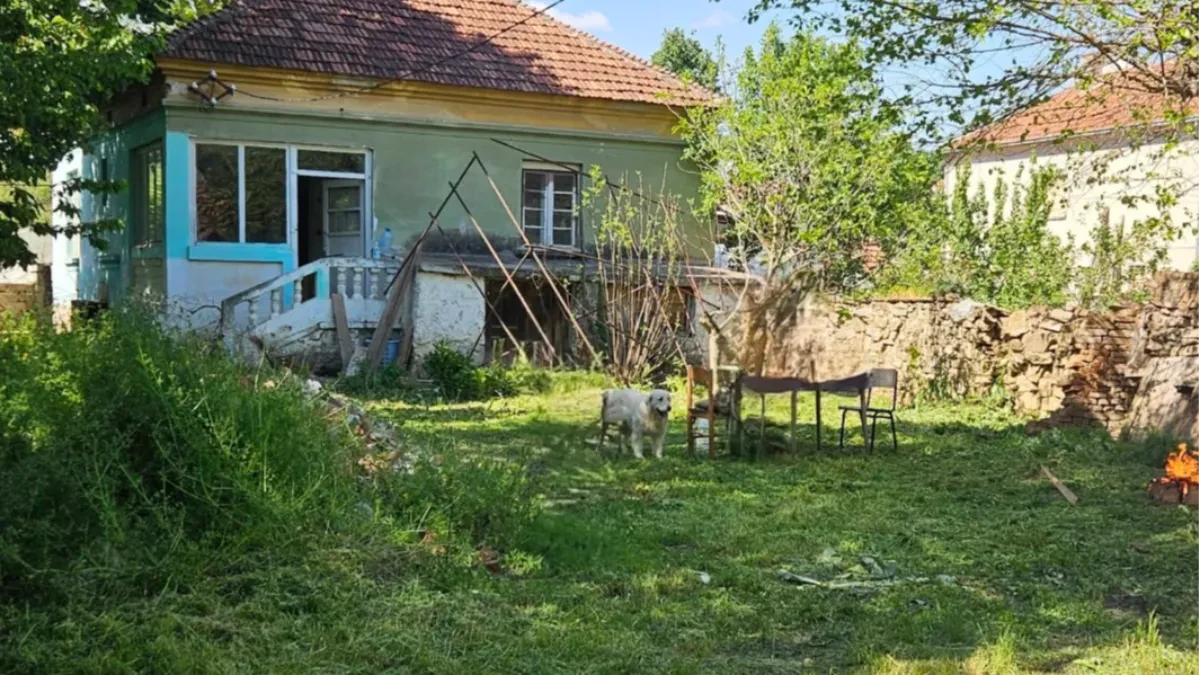 Kuća od 116 kvadrata na placu od 30 ari! Sve to za samo 18.500 evra