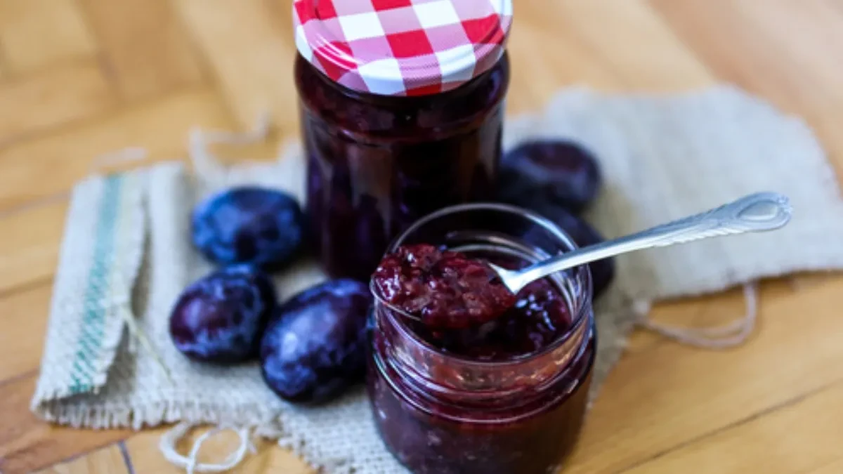 Našli smo recept za najukusniji džem od šljiva: Tajna je u jednom komadiću ove namirnice!