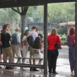 Nevreme u Beogradu: Preplavljene ulice, temperatura pala za pet stepeni, saobraćaj otežan!