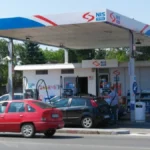 Od danas jeftinije gorivo u Srbiji