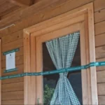 Osvanule zelene trake i upozorenja! Vlasnicima vikendica na Gazivodama zabranjen ulaz u objekte