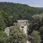 Ova lekovita voda je spas: Prvi inkluzivni kamp za osobe sa cerebralnom i dečjom paralizom organizovan u Atomskoj Banji Gornja Trepča