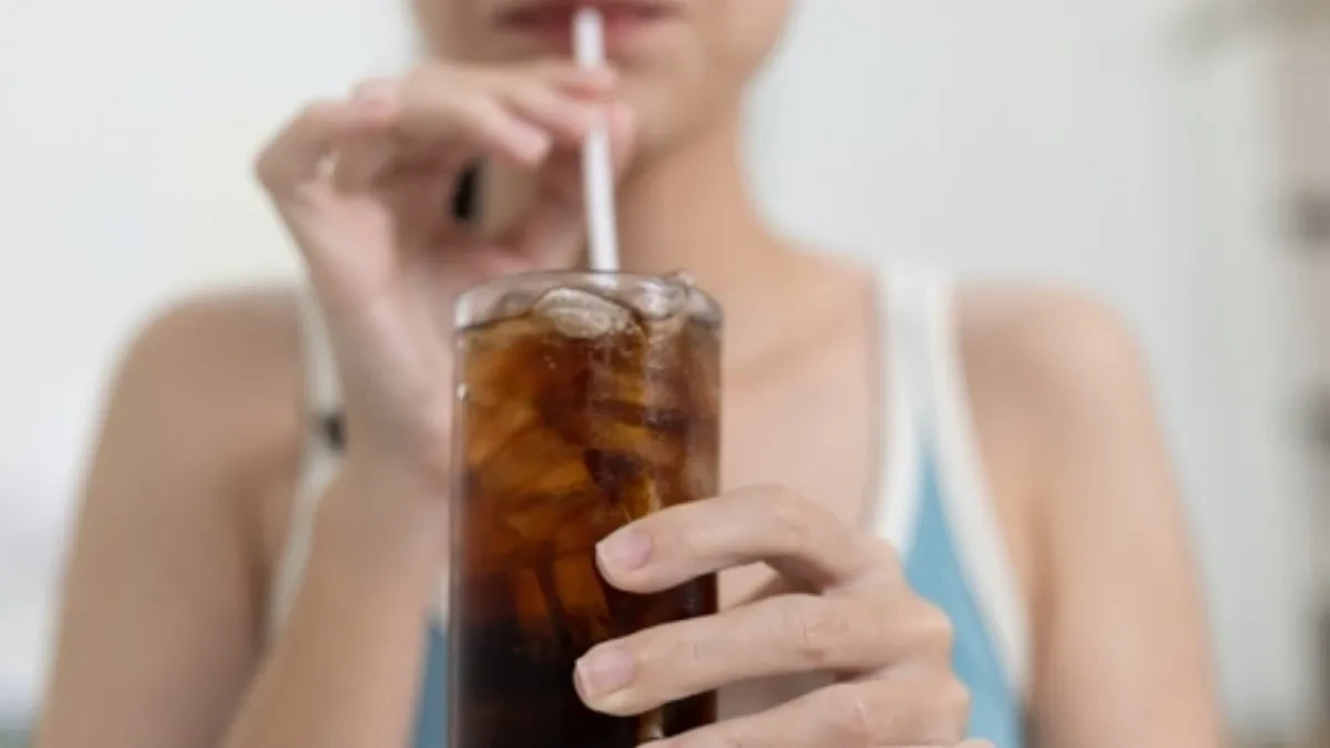 Pijete gazirano svaki dan? Evo šta se zaista dešava u vašem telu