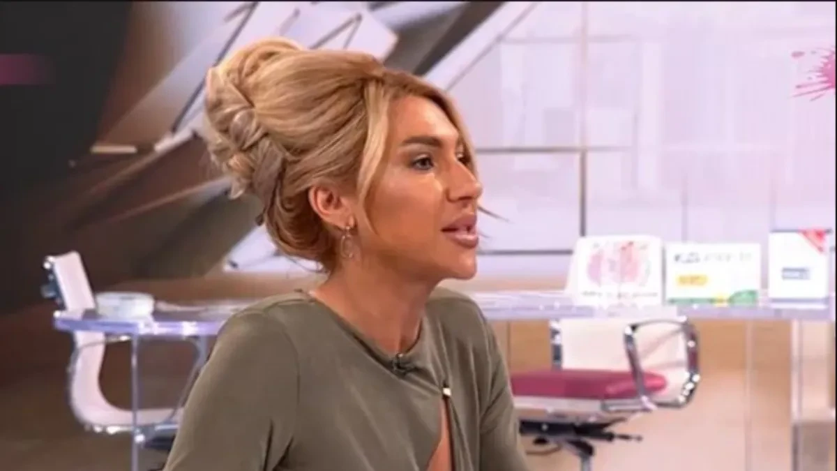 Pobesnela u emisiji uživo, pa se okrenula direktno ka kameri! Jovana Jeremić ključa: