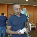 Pratio ga tri godine, a onda ga dočekao u zoru: Nikola odstrelio srndaća kapitalca i ušao u zlatnu kategoriju