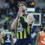 Pravo niotkuda: Zvezda pronašla pojačanja u Fenerbahčeu i Panatinaikosu