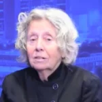 "Pu, sklonite mi ovu ženu odavde!" Eva Ras opisala sramnu situaciju: "Pljunuo me je"