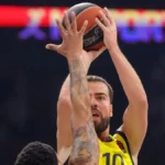 Saopštenje kluba iz Istanbula: Mahmutoglu produžio ugovor sa Fenerbahčeom