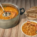 Spremite tradicionalno srpsko jelo: Bolji od vojničkog - Pasulj sa dimljenim mesom i slaninom