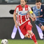 Crvena zvezda - Vojvodina: Crveno-beli gaze