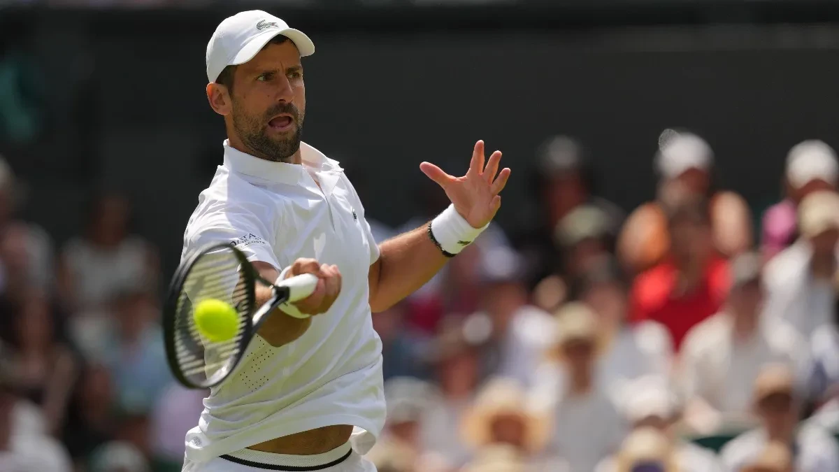 Đoković - Rinderkneš: Novak ponovo pravi brej, serviraće za set