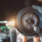 Zašto neki novi automobili i dalje imaju doboš kočnice - razlog nije samo ušteda novca
